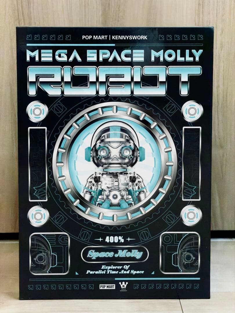 POPMART MEGA SPACE MOLLY 400% エンジン