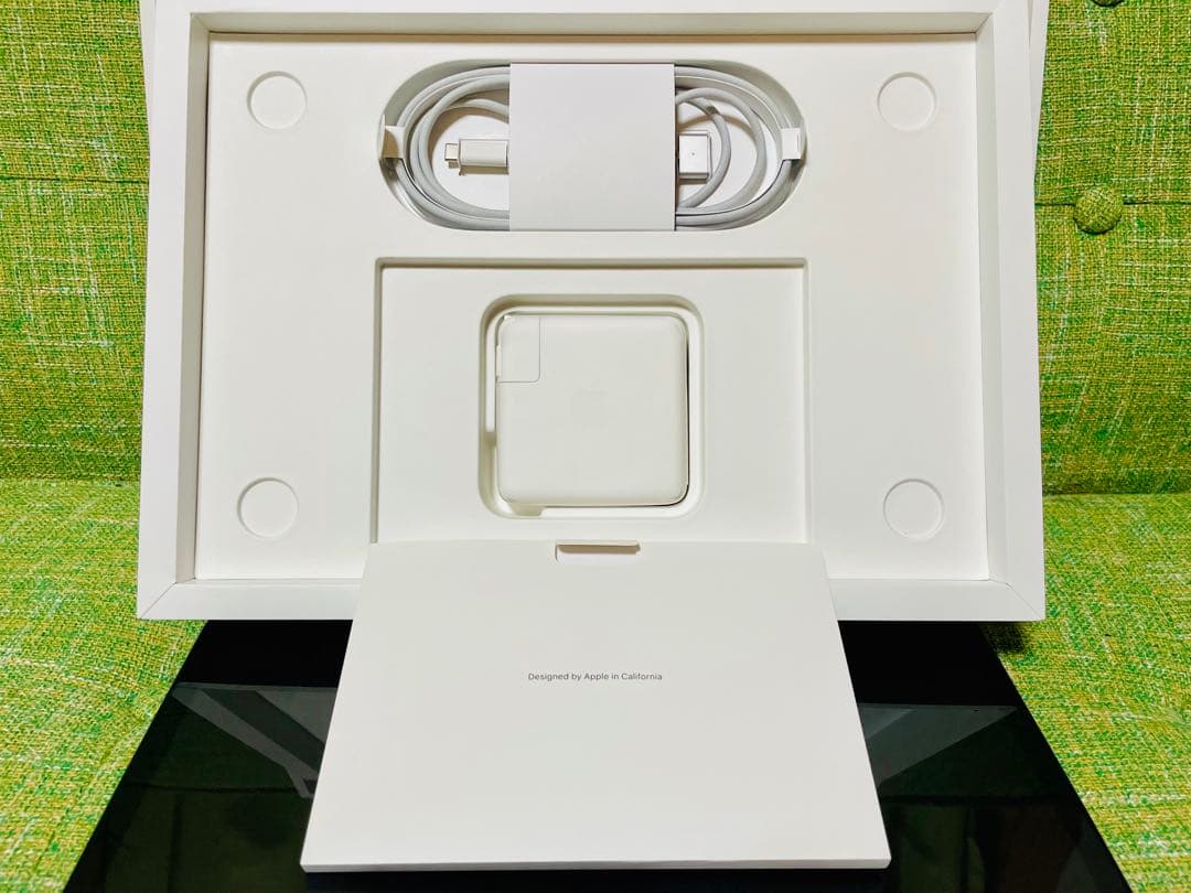 美品Apple MacBook Pro M1Pro 14インチ16GB512GB