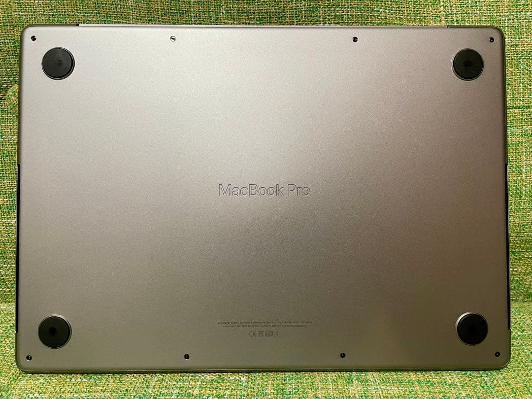 美品Apple MacBook Pro M1Pro 14インチ16GB512GB