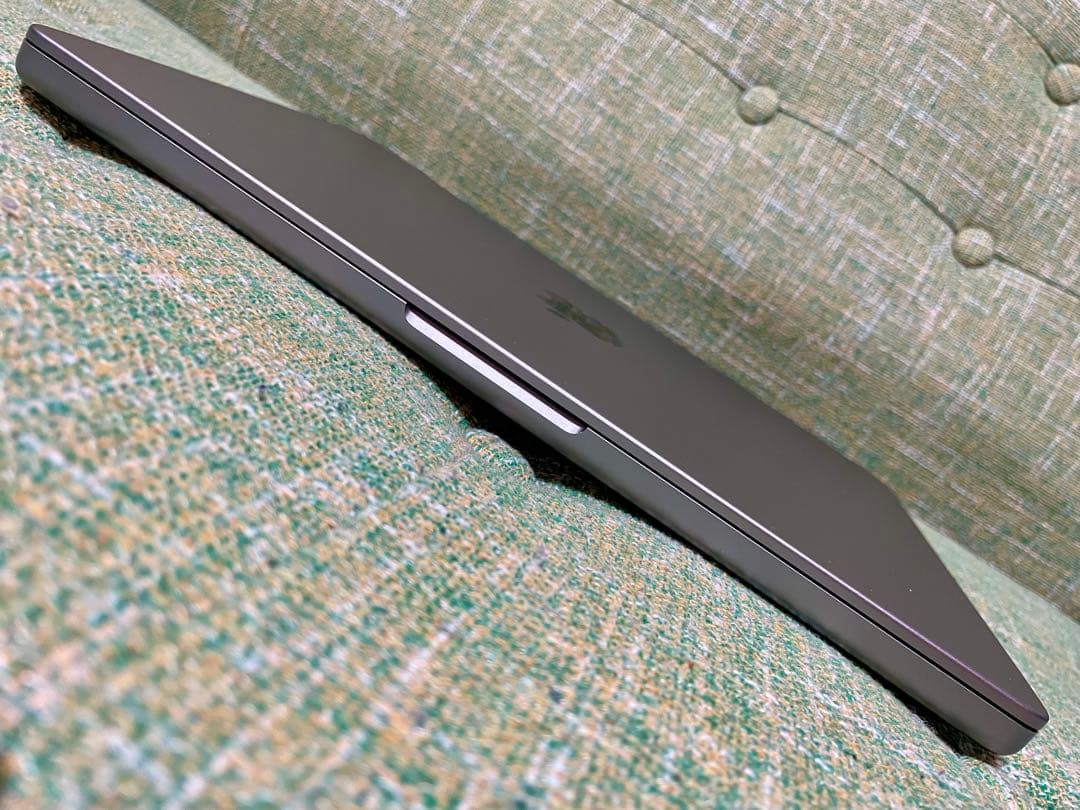 美品Apple MacBook Pro M1Pro 14インチ16GB512GB