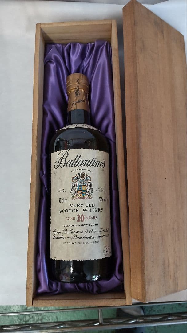 バランタイン30年 VERYold scotchwhiskey