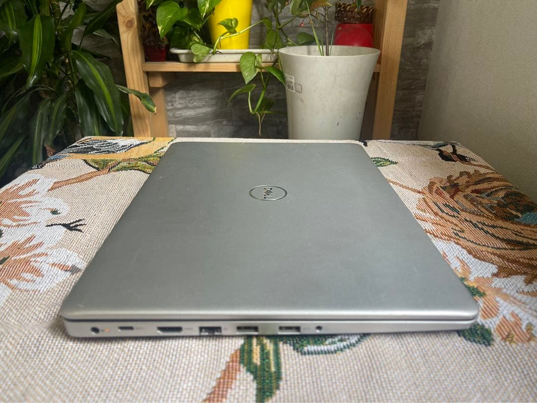 DELL I5 第10世代 パソコンノ-ト/ SSD / Windows11