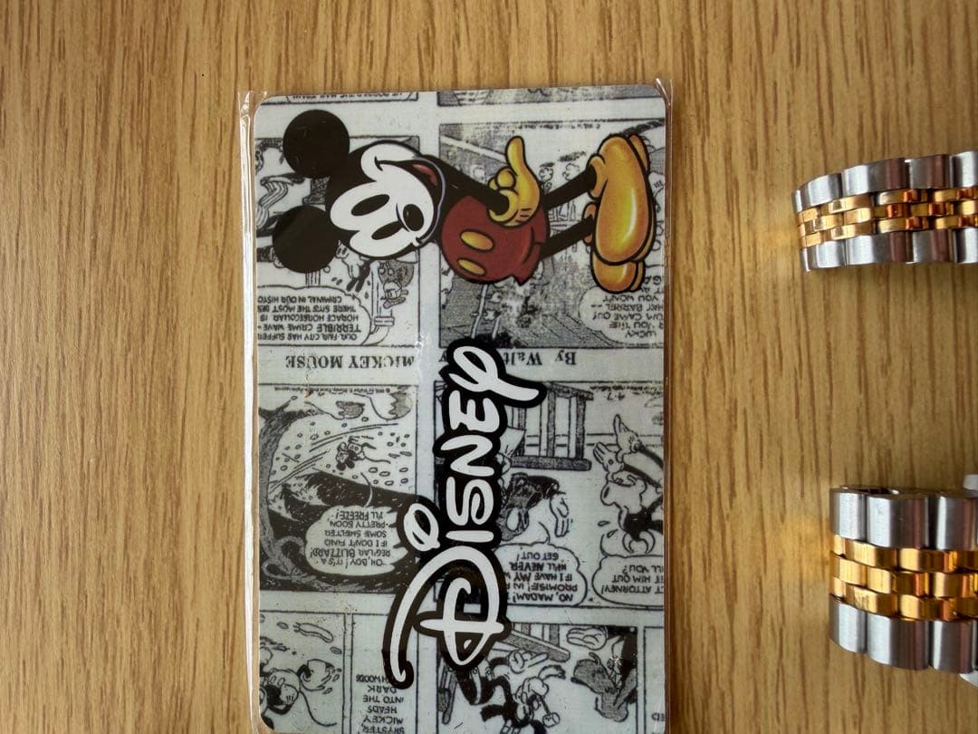 Disneyミッキー 1000個限定 ダイヤモンド 腕時計 2個セット