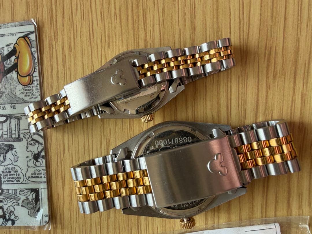 Disneyミッキー 1000個限定 ダイヤモンド 腕時計 2個セット