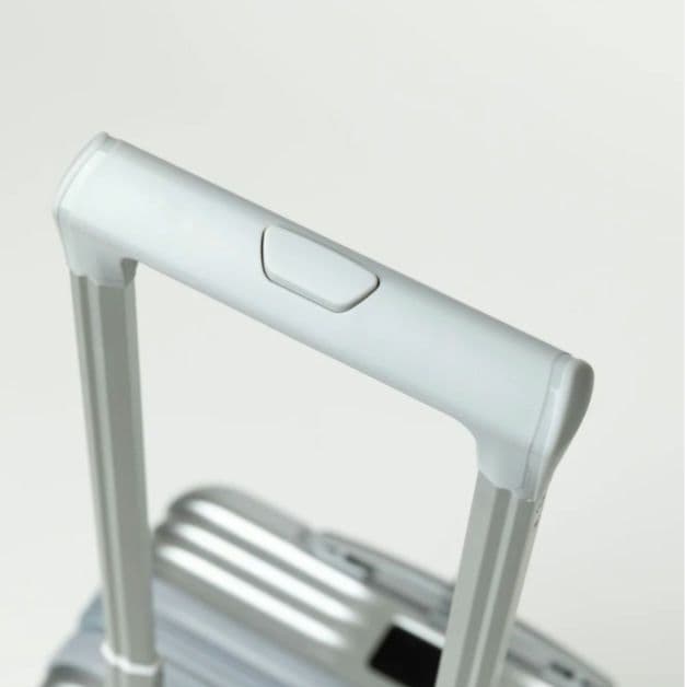 新品　NEWERA　33-38L キャリーケース SMALL シルバー