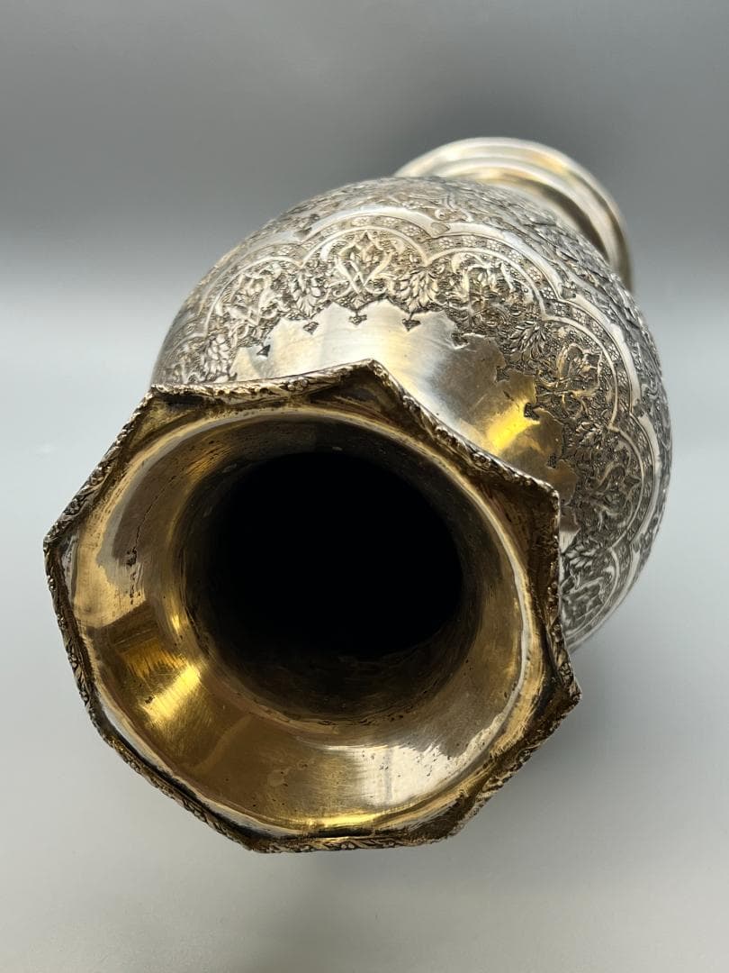 銀製　ライオンマーク　三越　銀花瓶　花入れ　手彫　銀細工　重量約820g