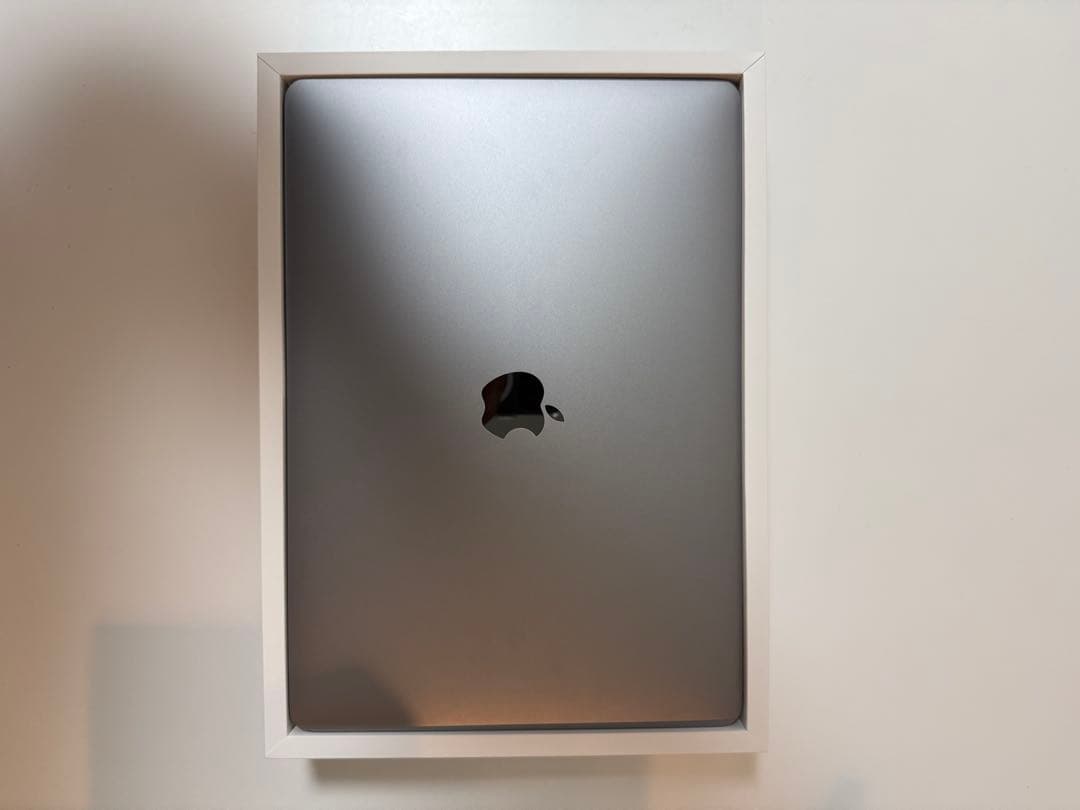 【美品】Apple MacBook Pro スペースグレー