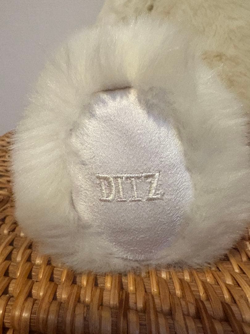 DITZ ホワイトベア ぬいぐるみ
