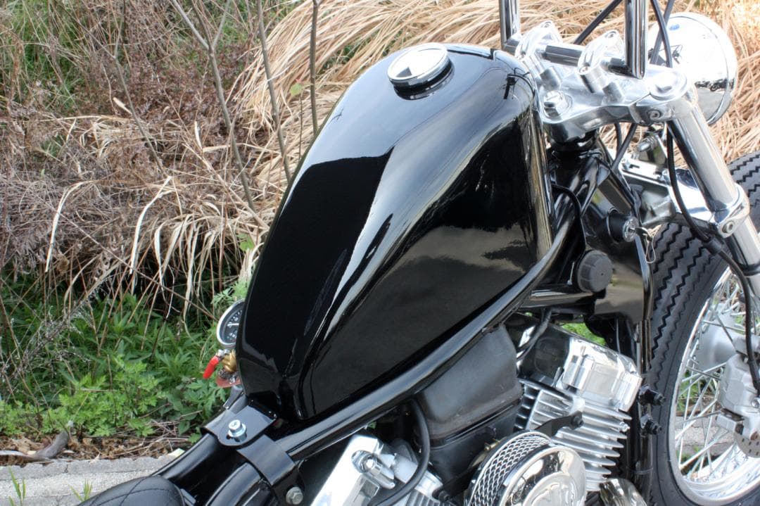 ★-13　未使用新品 ドラッグスター400 スポーツスタータンク　説明書付き