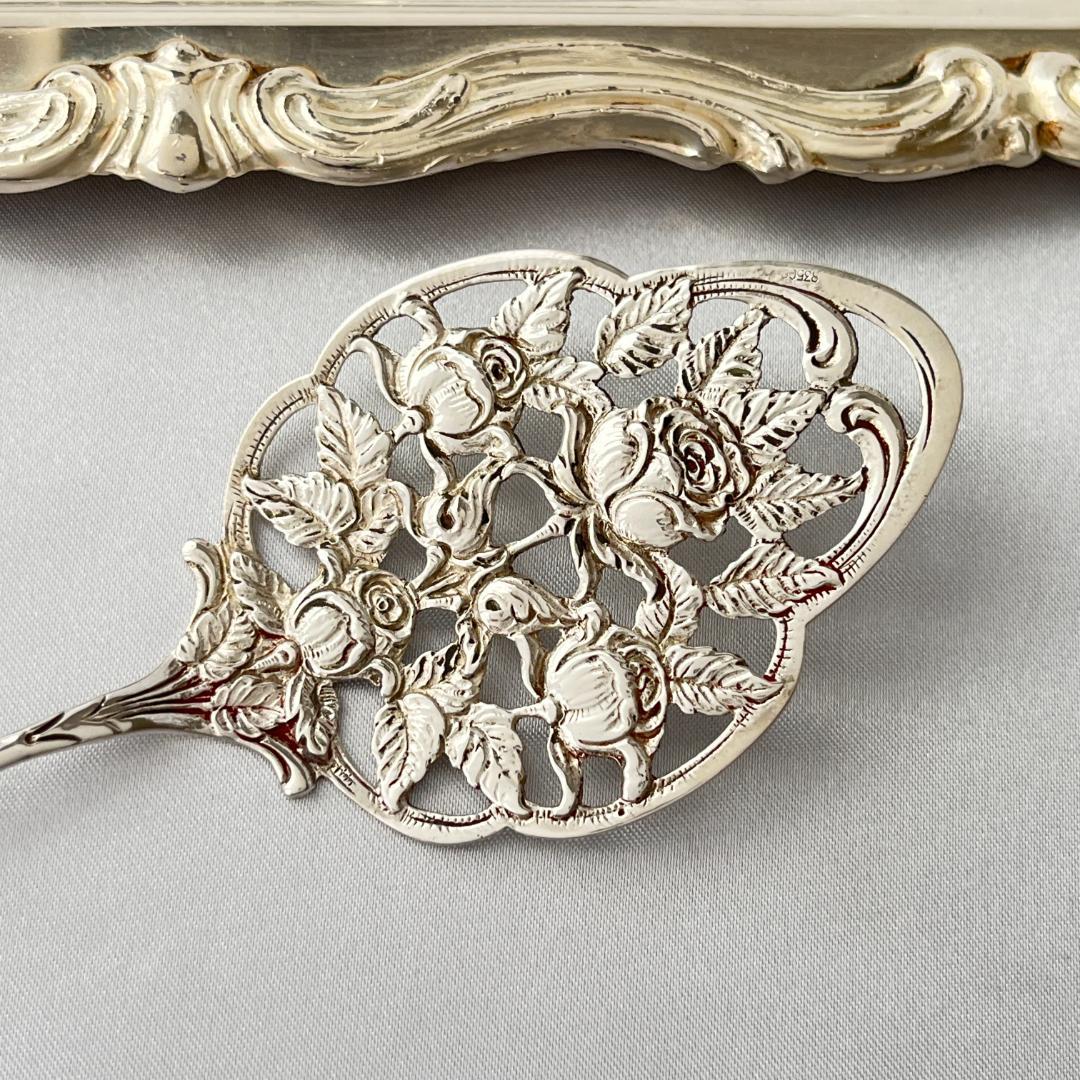 【Christoph Bach】 薔薇の透かしのケーキサーバー【純銀】