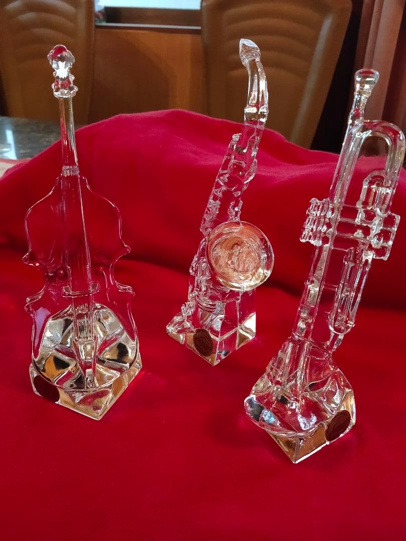 フランス製クリスタル工芸品楽器