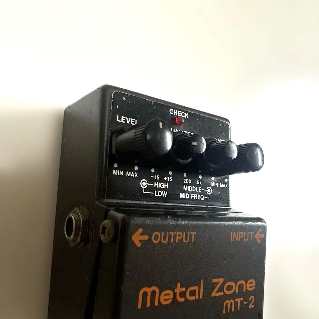 【大人気アイテム】 BOSS l Zone MT-2 エフェクター