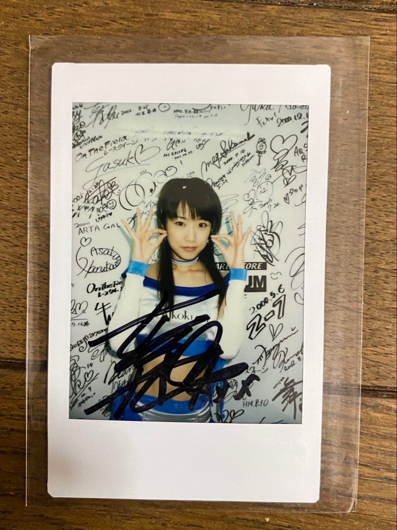【希少品】七生奈央　レースクイーン　チェキ　直筆サイン