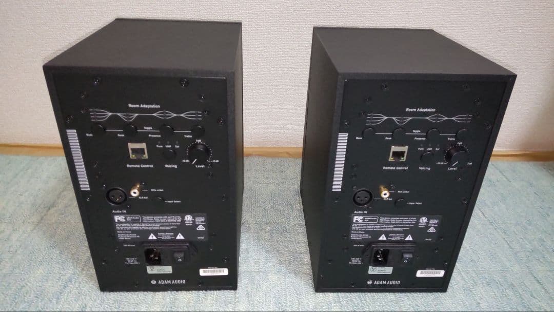 ADAM AUDIO A4V モニタースピーカー