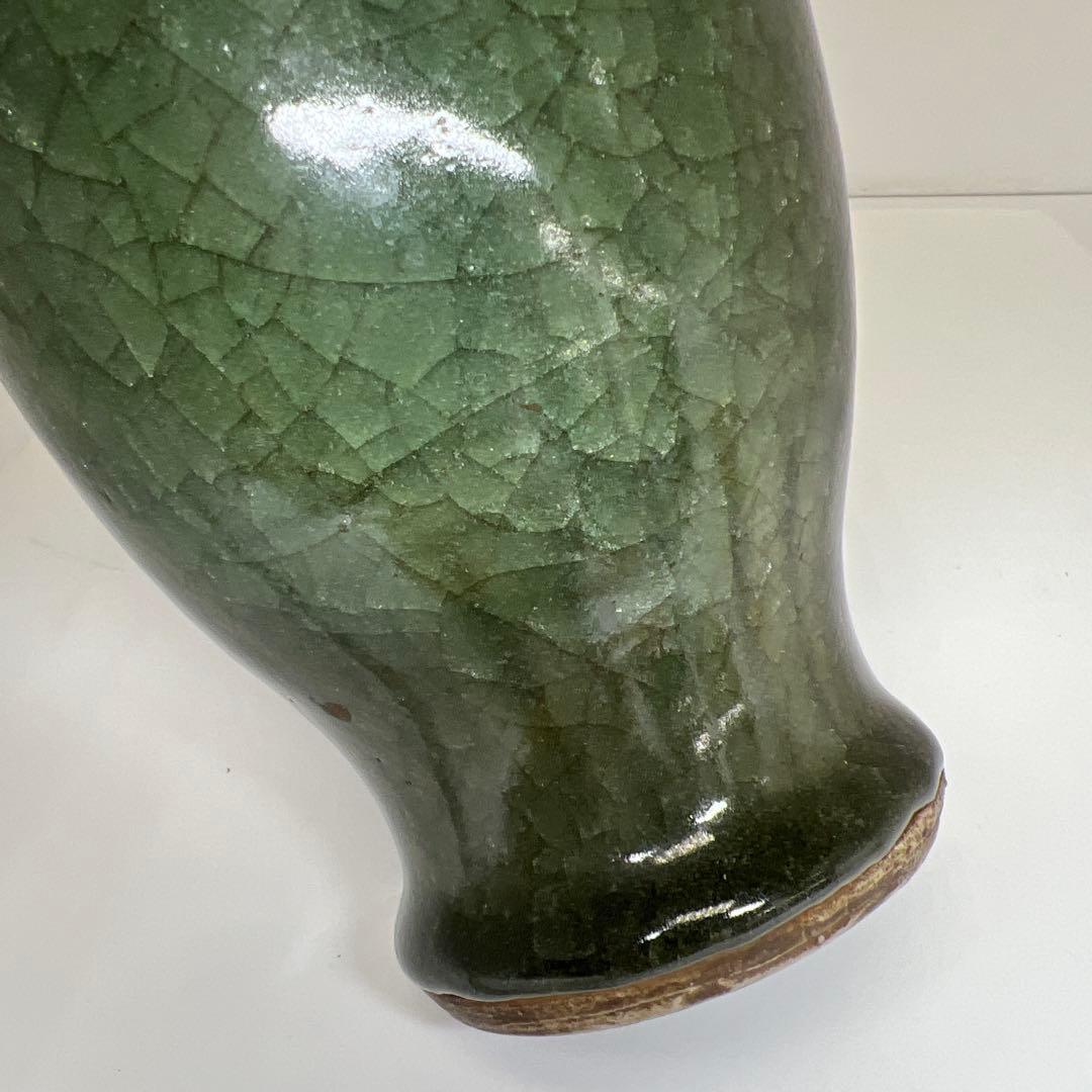 中国明時代　七官青磁花瓶　高さ29.5㎝ 東Y7-0605①