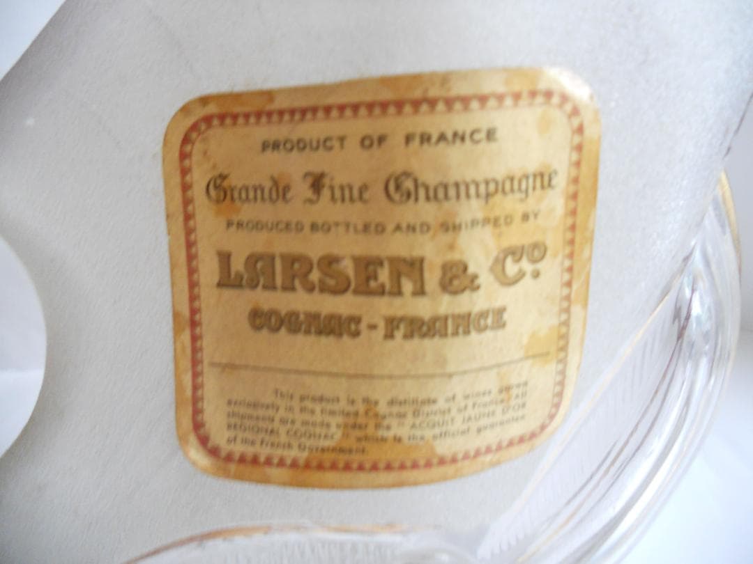 ラーセン シップ ヴィンテージ 空瓶 超希少 貴重 LARSEN 年代物 です。