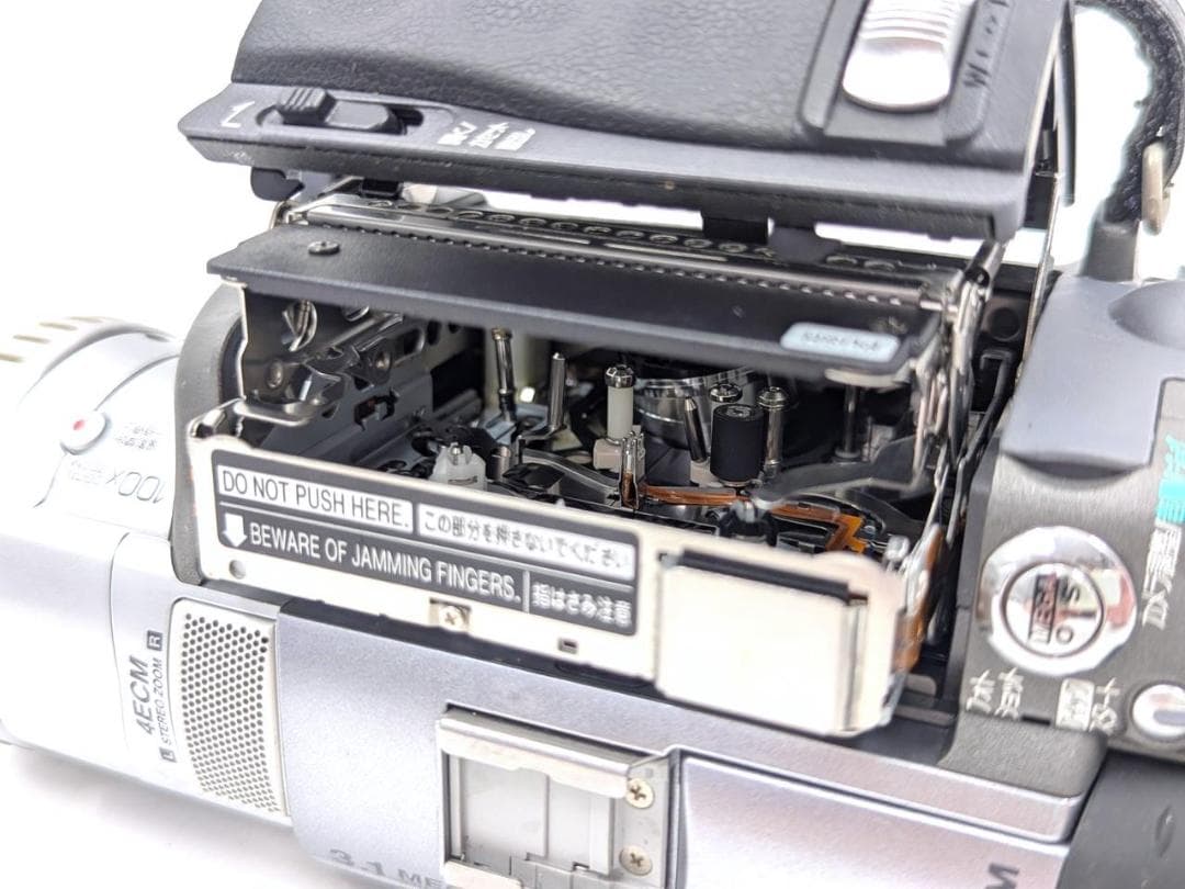 miniDVのダビングに Panasonic ビデオカメラ NV-GS100