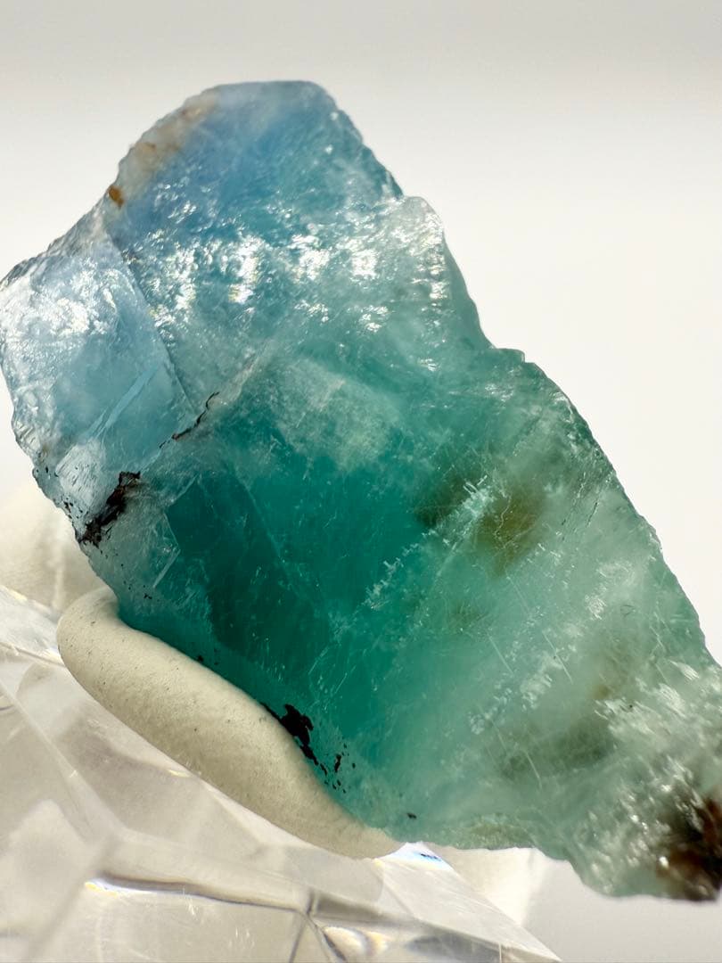 黒い森　フローライト　ドイツ産　天然石　原石　蛍石　鉱物標本