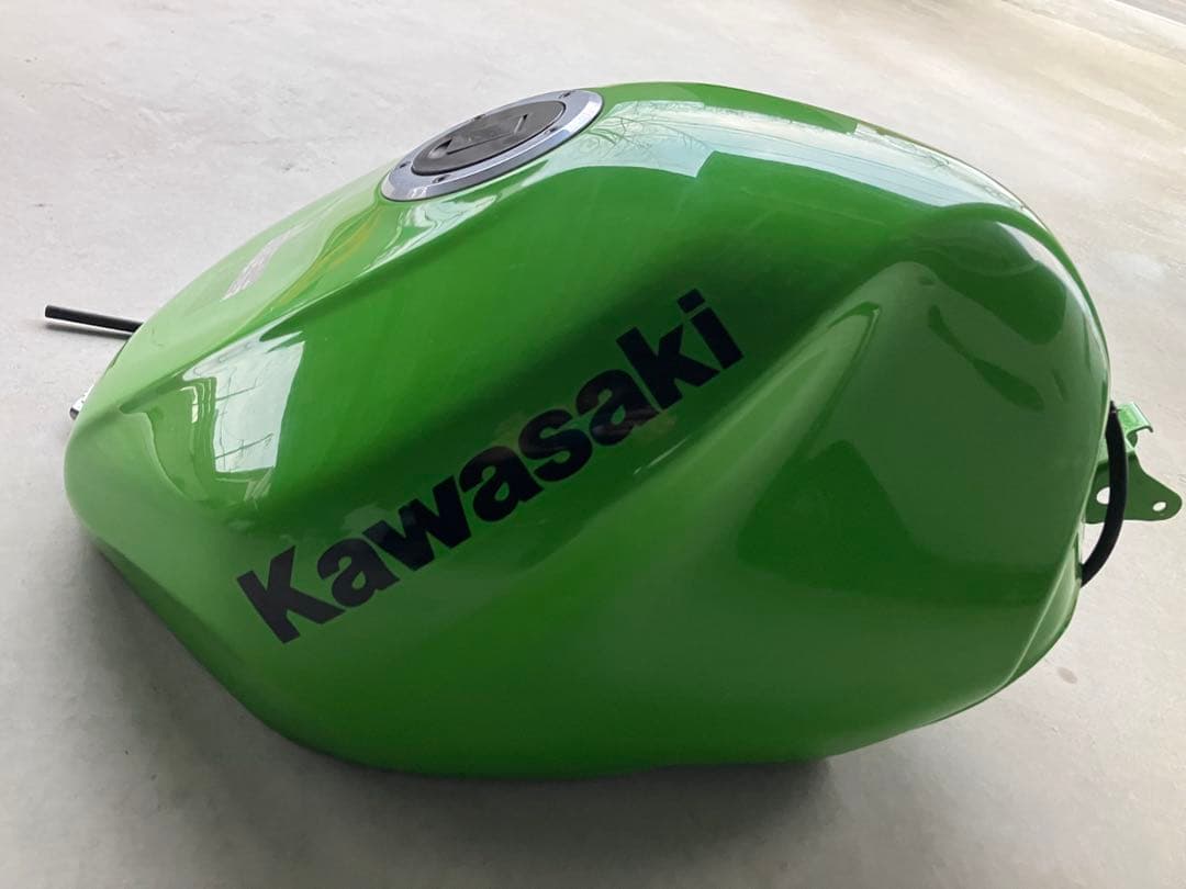Kawasaki ZX6R 2003 2004 タンク