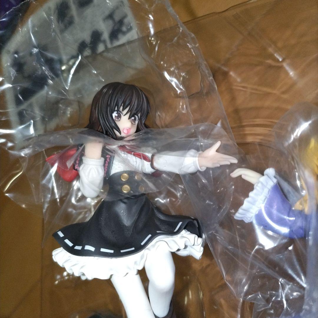 秘封倶楽部 宇佐見蓮子＆マエリベリー・ハーン 限定カラー フィギュア 2月6日迄