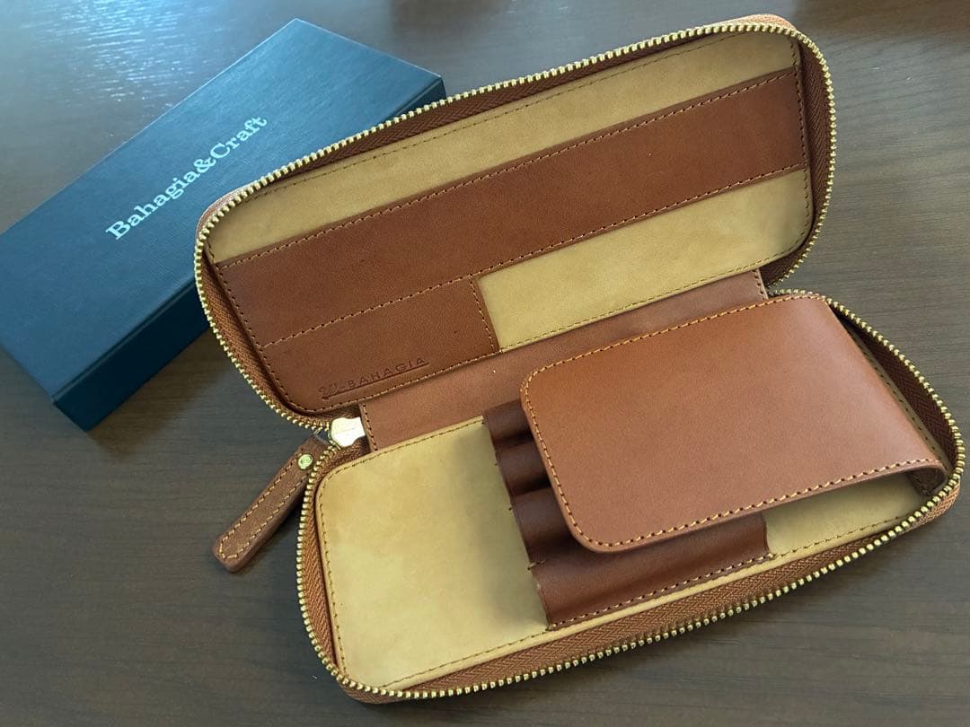 バハギア　ラウンドジップ型　プエブロ　コニャック