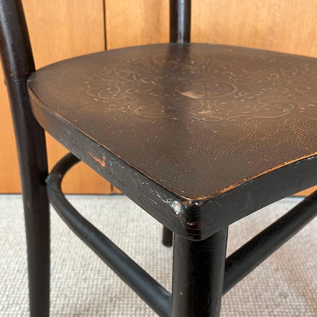 アンティーク ベントウッドチェア 曲木椅子、カフェチェア 使用済み中古品