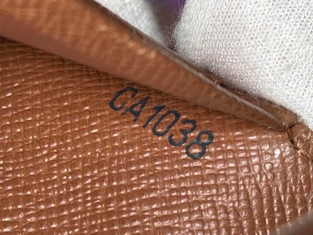 良品！ルイヴィトン　ポルトモネ・ビエ・トレゾール　L字型ファスナー財布