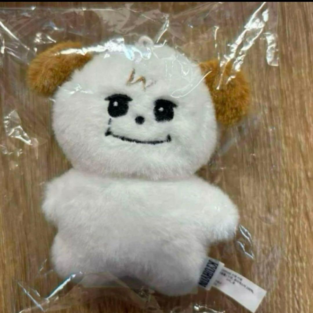新品 KYUHYUN ギュメ キーリングぬいぐるみ キーホルダー