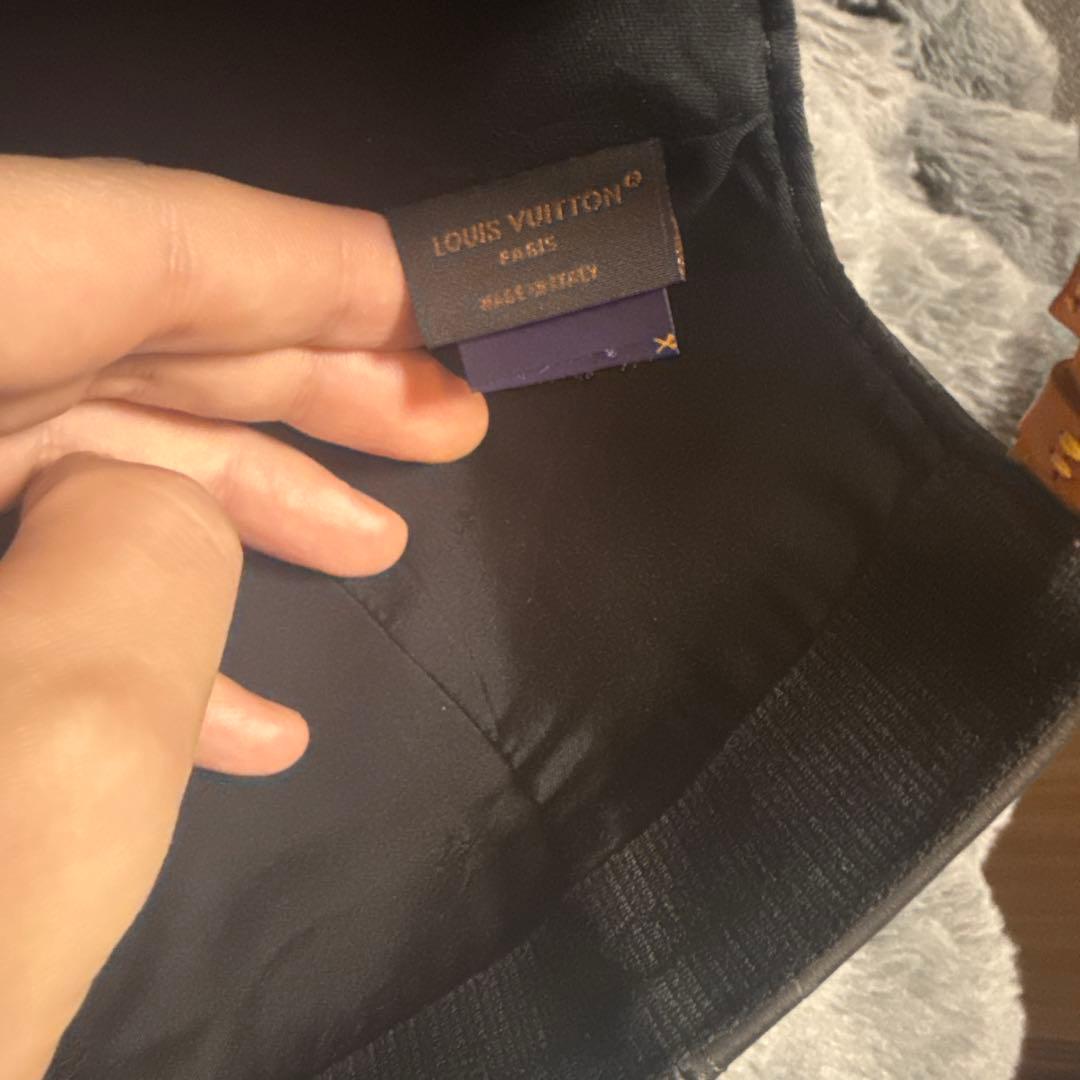 ルイヴィトン レザー ベースボールキャップ ブラック