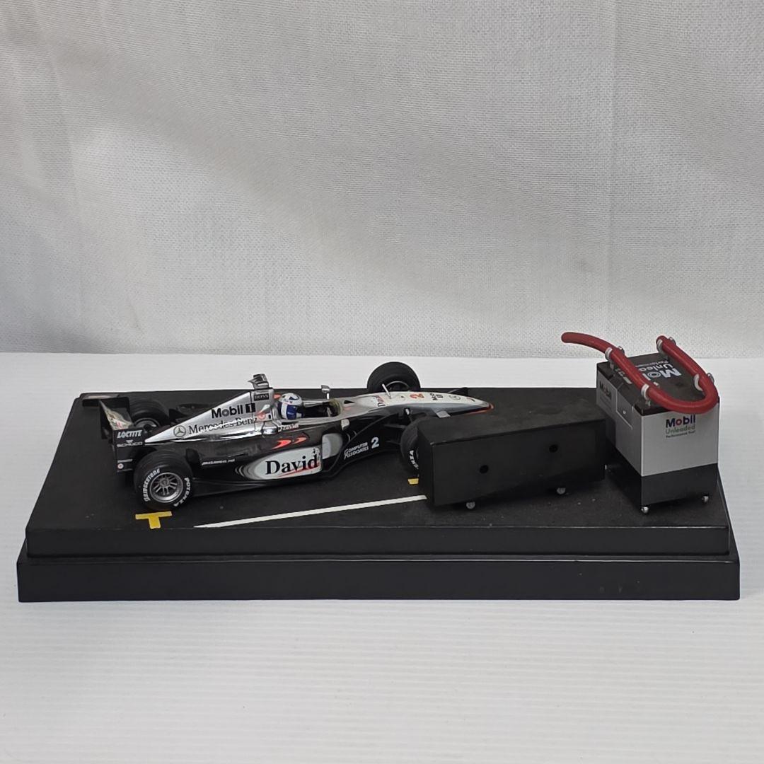 レーシングカー　ホットホイール　メルセデス　マクラーレン　ミニカー　コックピット