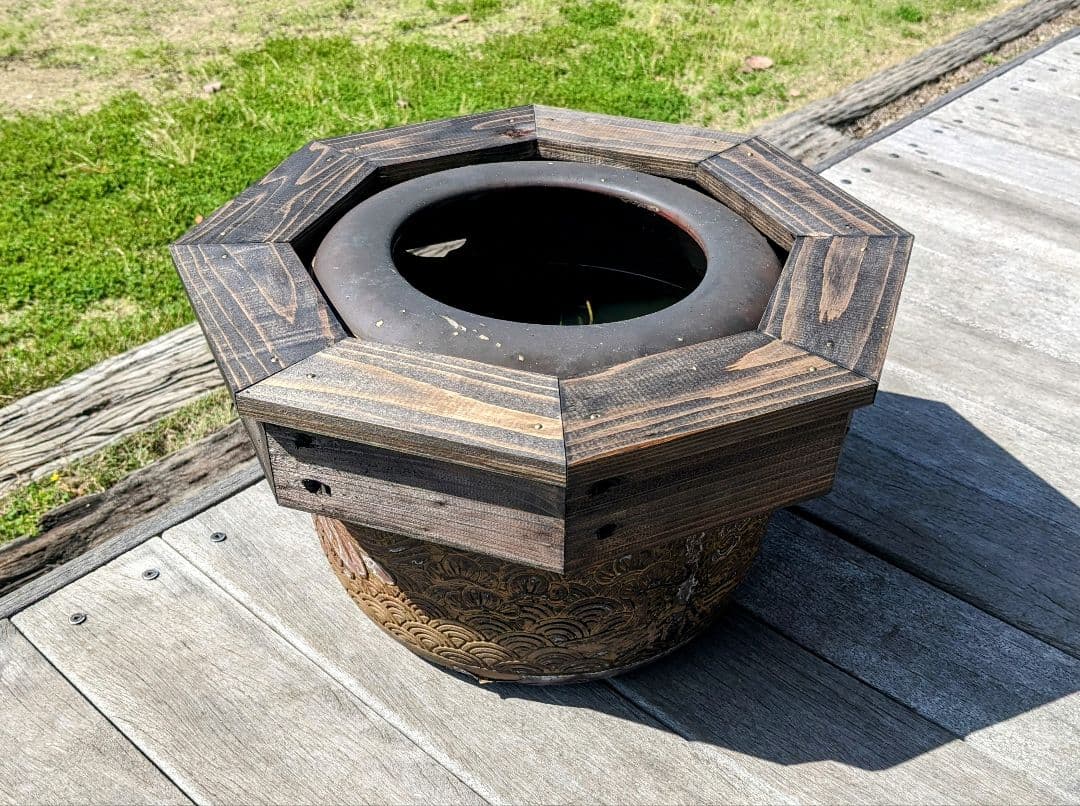 睡蓮鉢木枠カバー　50cmタイプ