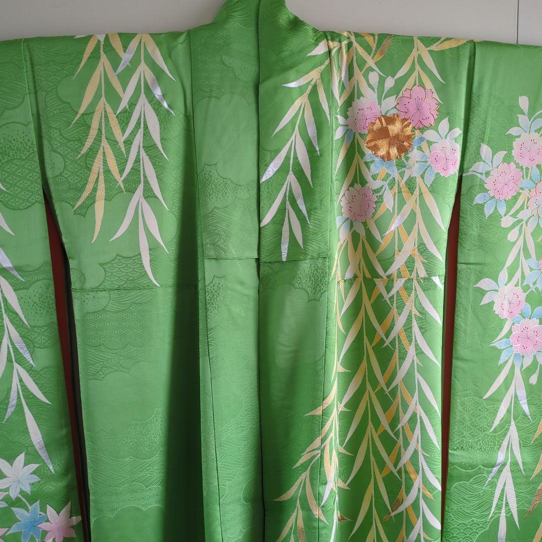 振袖 着物　緑　緑色 グリーン　花柄 結婚式
