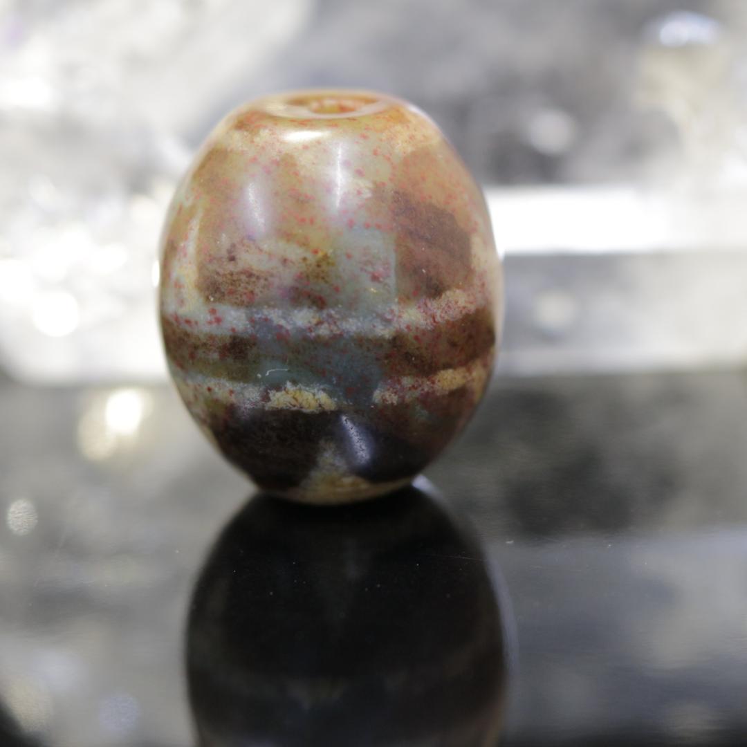 四線虎牙天珠：朱砂入り