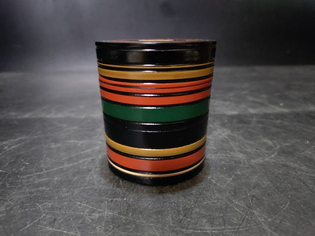 川端近左造　唐物写独楽塗煙草入　共箱　検　表千家