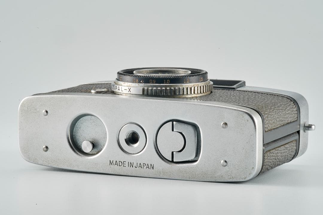 フィルムカメラ Olympus PEN / F-zuiko F3.5 28mm #04