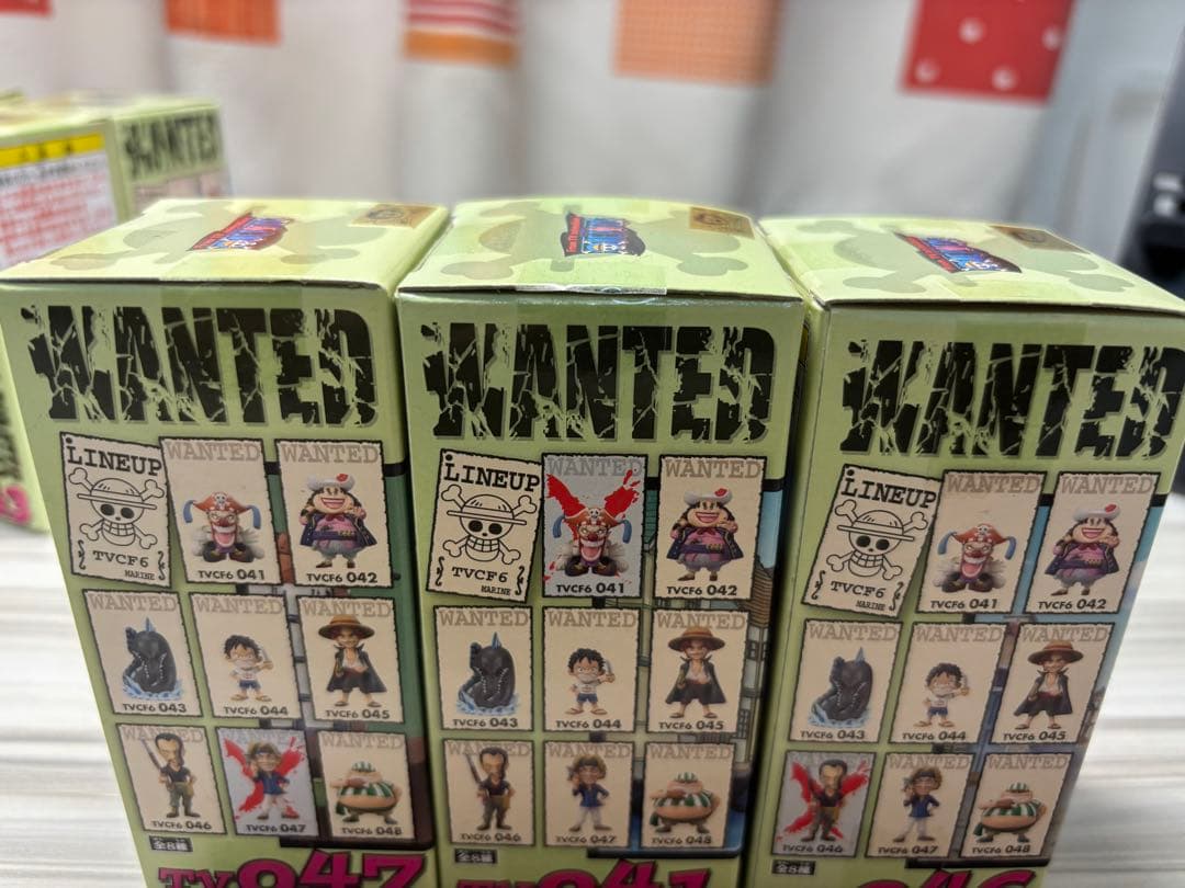 ワンピース　ワールドコレクタブルフィギュア