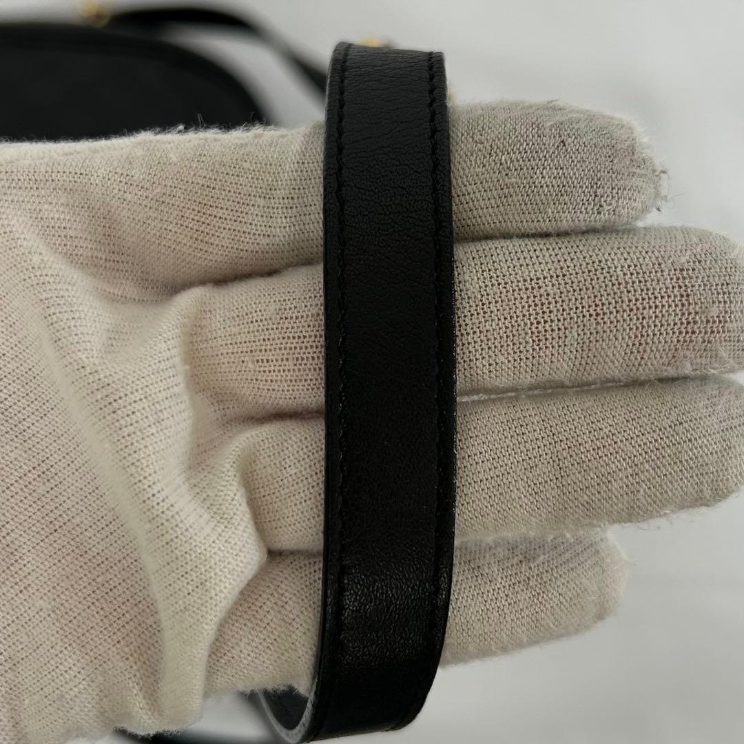 【極美品】イブサンローラン キルティングショルダーバッグ レザー 斜め掛け 黒