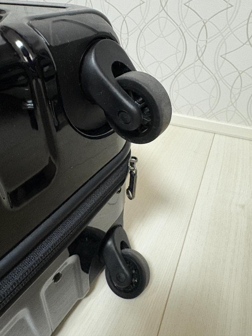 ZERO HALLIBURTON/ゼロハリバートン スーツケース ブラック70L