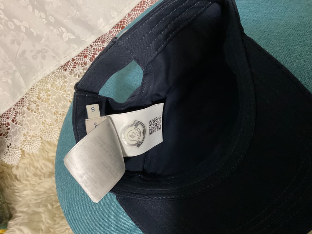 AI　美品モンクレール　キャップ