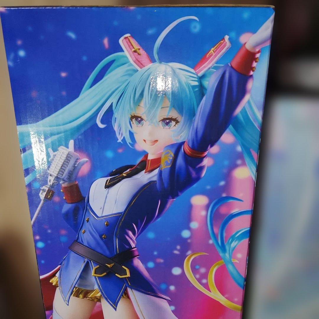 オススメプライズ10連単！　#白るまんどのフィギュア