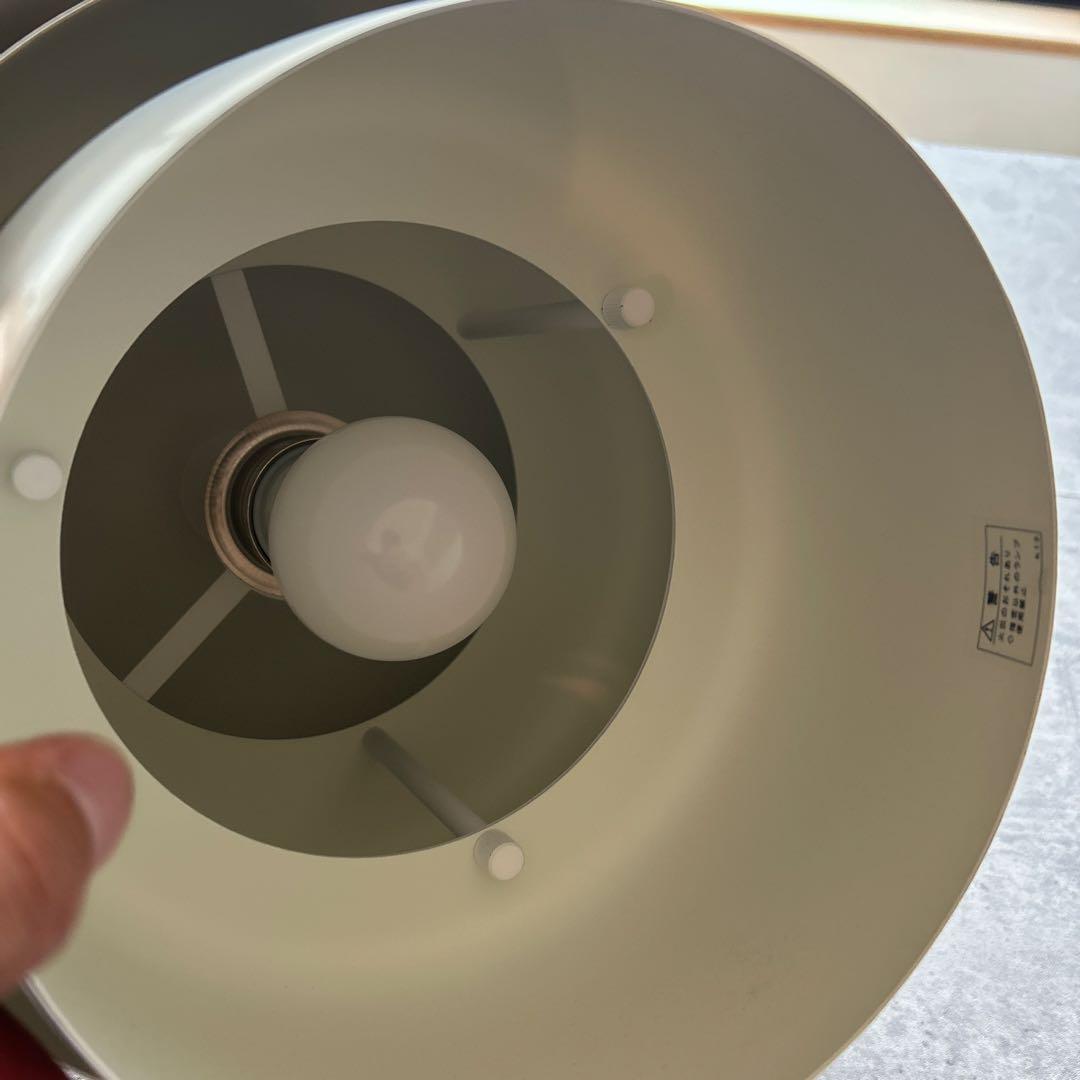 ボーコンセプト　パインコーン　ペンダントライト