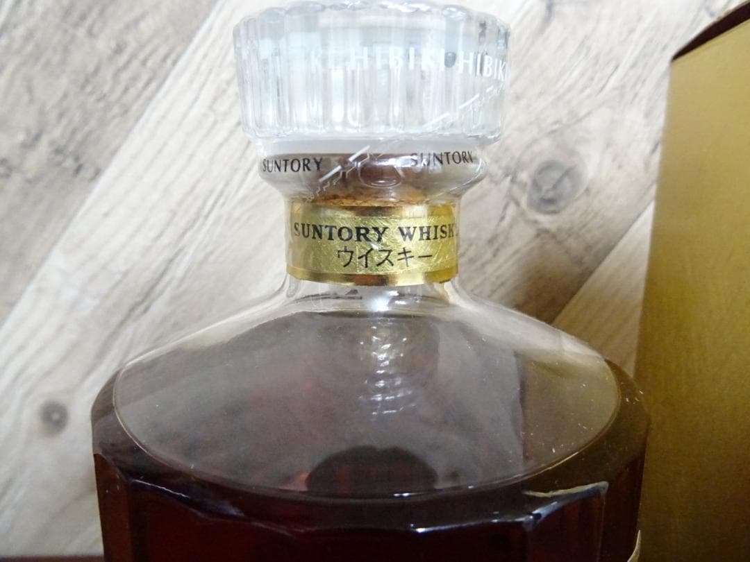 テ*イ様 阪037 サントリーウイスキー 響 17年 700ml 43％