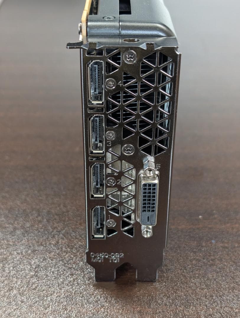 NVIDIA Quadro GP100 VRAM 16GB（超広帯域 HBM2）