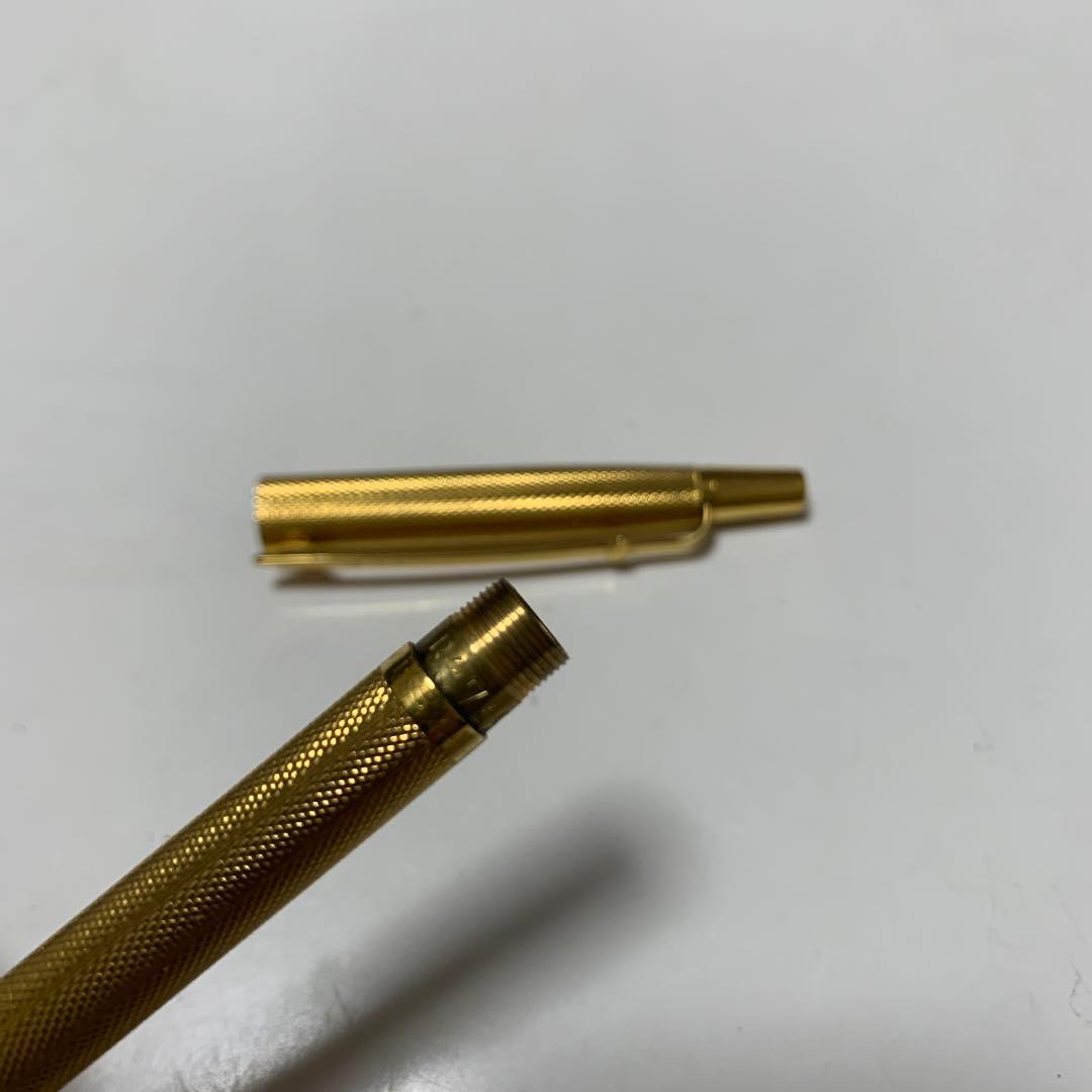 CARAN d'ACHE カランダッシュ ボールペン