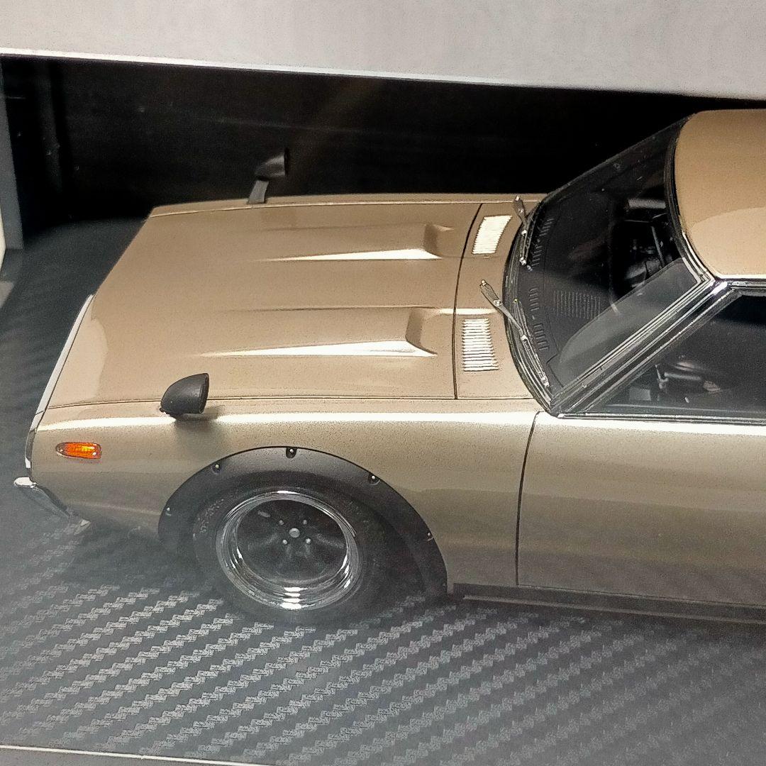 1/18 イグニッションモデル スカイライン GT-R シャンパンゴールド