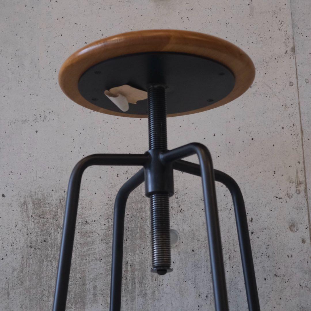 クラッシュゲート コンベックス スツール