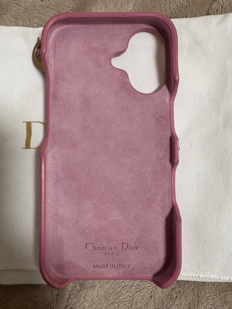 DIORキルティングiPhoneケース　正規品16 袋付き値下げ‼️