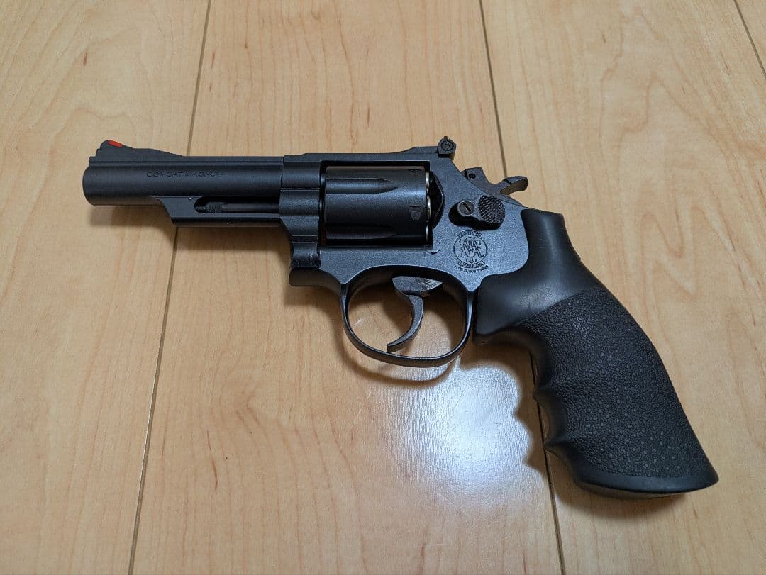 M19 COMBAT MAGNUM 4インチ ガスガン