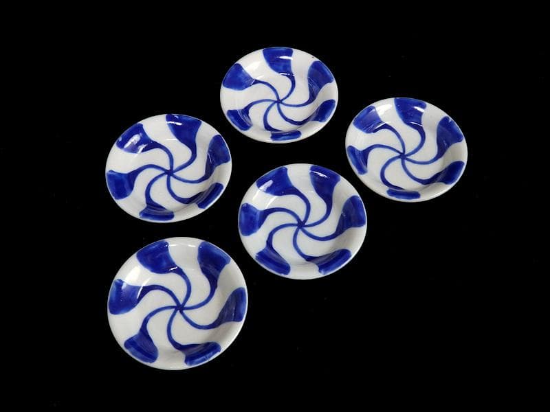 伊万里　瀬戸　染付　陰刻 捻り紋の図　豆皿　５枚　E024AS-fbck