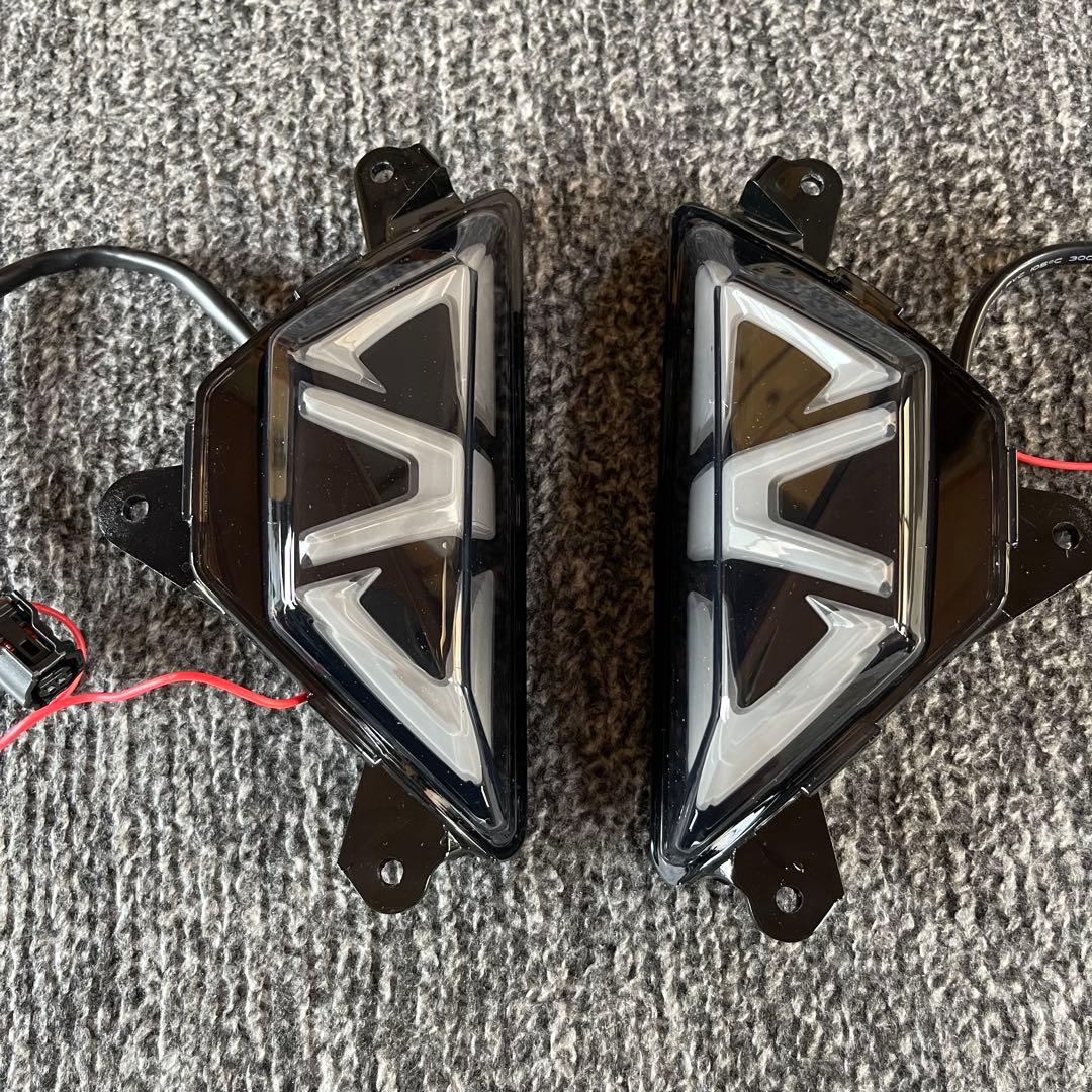 カエディアCyberLEDウィンカー流れるシーケンシャルオープニングモーション